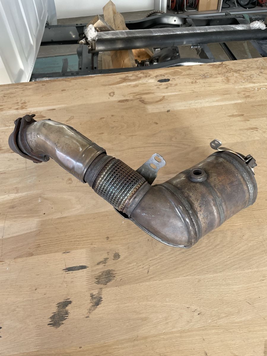 BMW Sistemi di scarico: Kathalysator BMW X5M – Usato da Amriswil venduto da Roman15