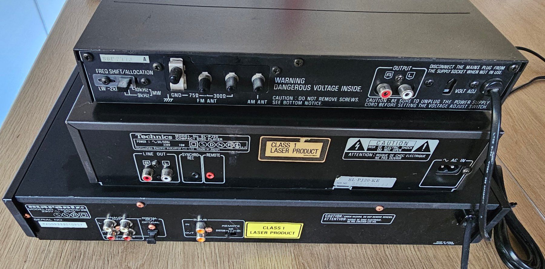 Technics Lecteur multimedia & Streamer: Technics CD Player SL-P200; STC04, Marantz CD Player CD 1010 – Défectueux à Boniswil par LakeSide_Boniswil 1