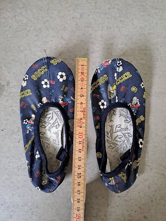 Scarpe per ragazzi: Turntäppeli – Usato da Stein AR venduto da foxtown2