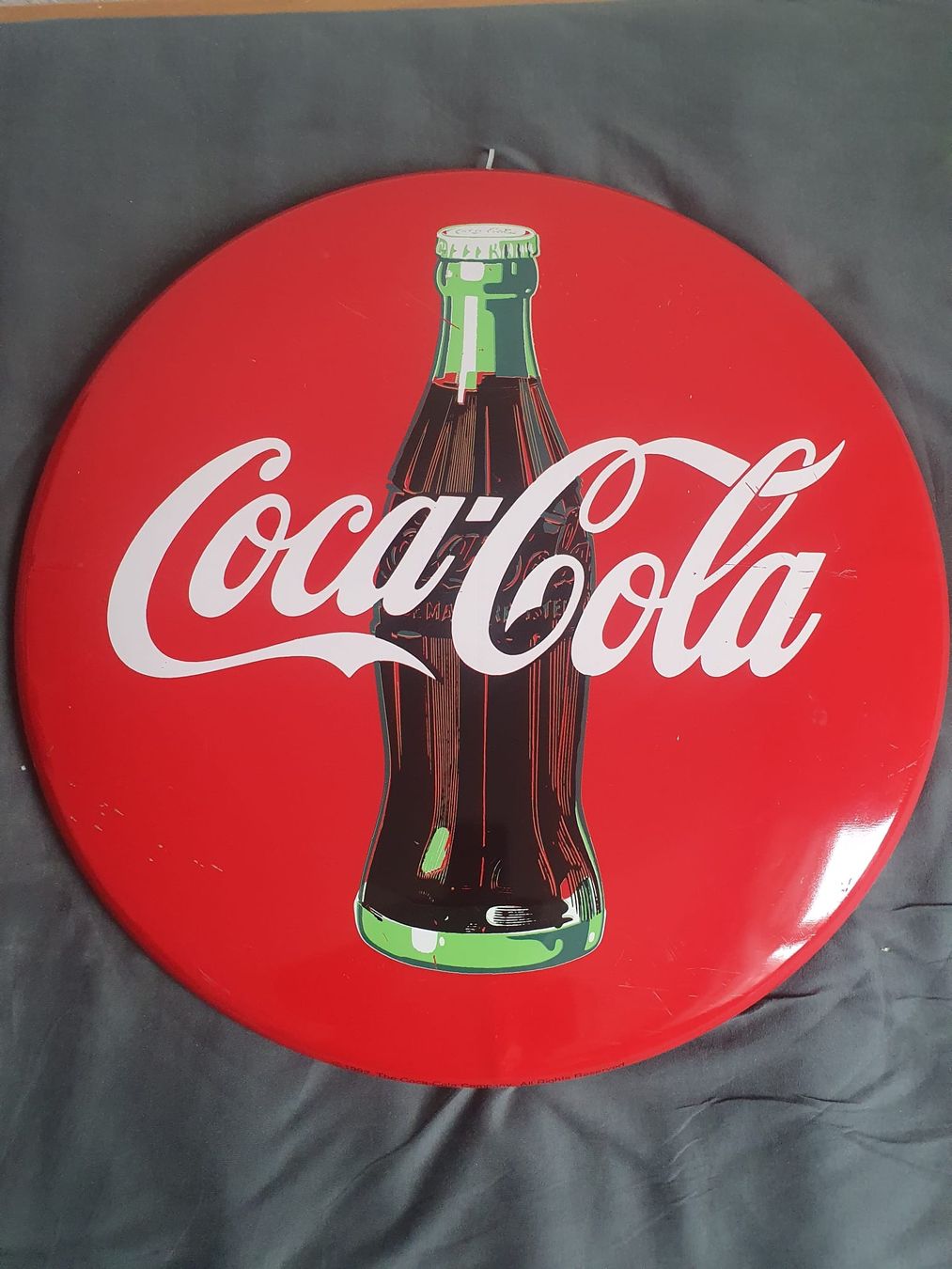 Coca-Cola Schilder: Coca-Cola Werbeschild Ø 50 1992 – Gebraucht aus Basel von FirstClass4000