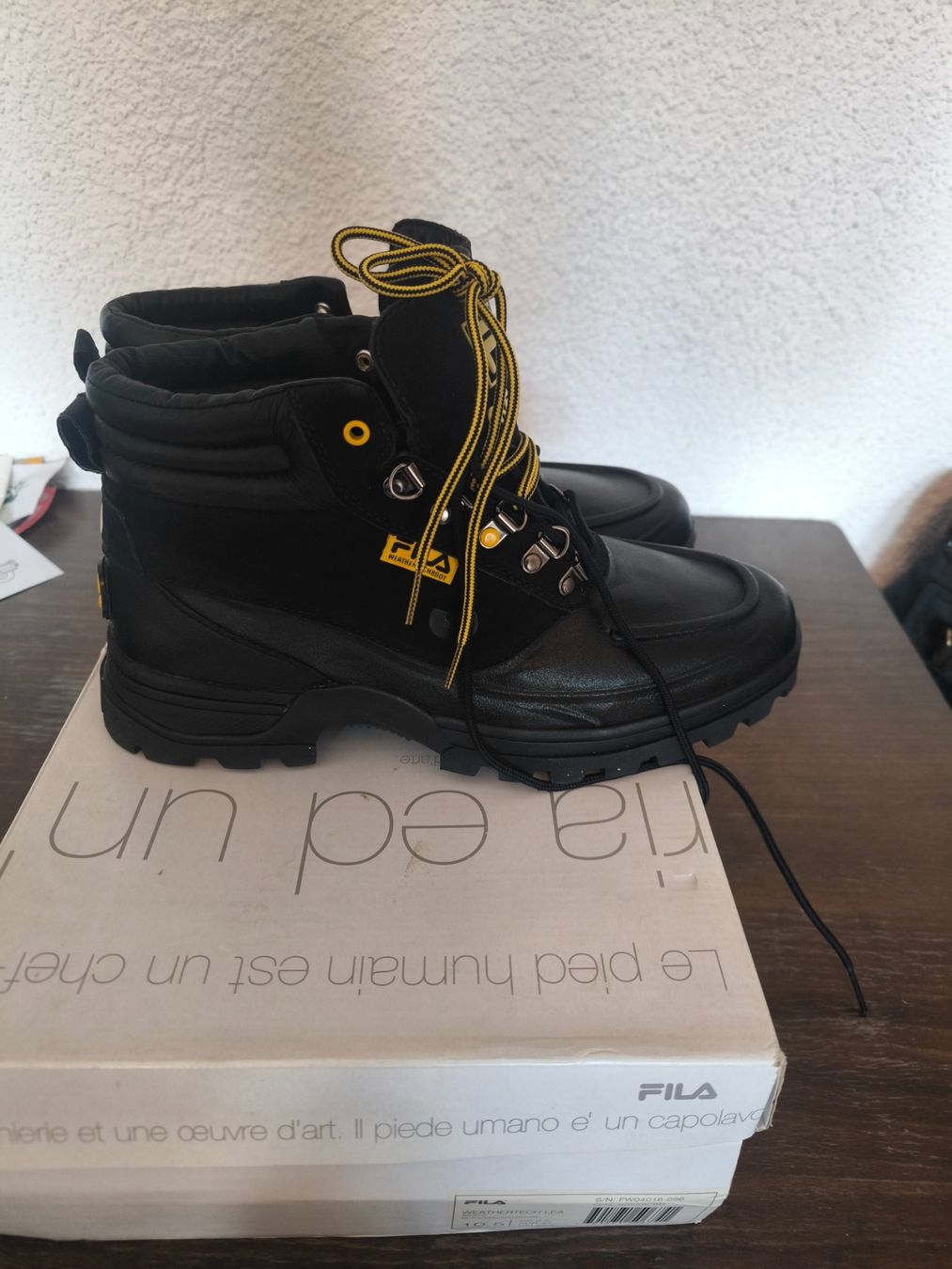 Fila Scarpe da uomo: Fila Wutang Weathertech Boot – Nuovo (secondo la descrizione) da Zürich venduto da Perpetualwatches 4