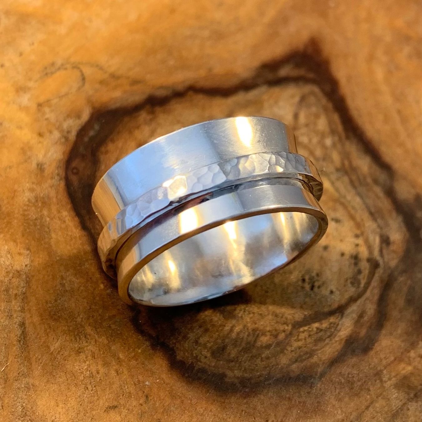 Bagues: Silberring Lose Hammerschläge Gr.64 – Neuf (Voir description) à Thun par Svonskj