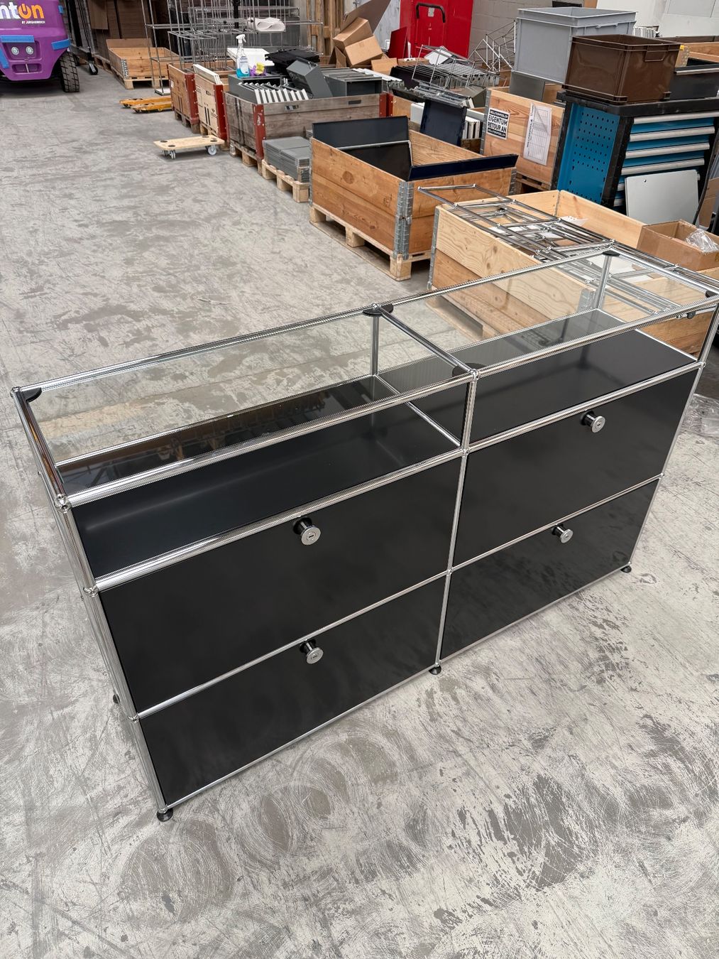 USM Scaffali: USM Haller Sideboard 2x3 Graphitschwarz Top Zustand – Usato da Balsthal venduto da Designhaus.Schmitt 1