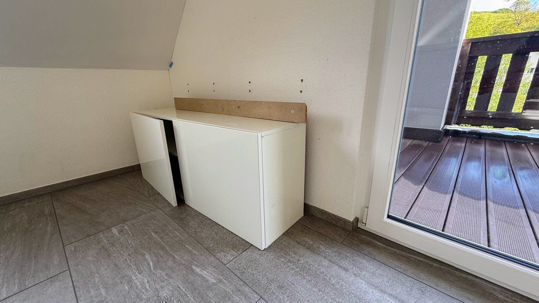 Scaffali: Wandhängendes Sideboard – Exemplar 3 – Usato da Wettingen venduto da Rosalie88 4