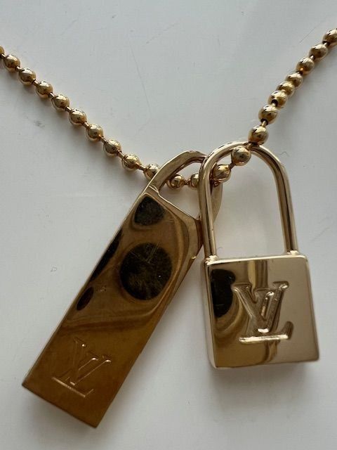Louis Vuitton Schlüsselanhänger & - bänder: Louis Vuitton Anhänger original – Neu (gemäss Beschreibung) aus Walenstadt von ricamul 1