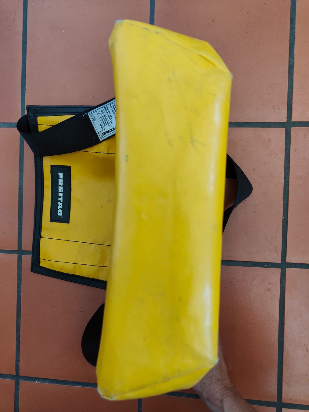 Freitag Borse: Freitagtasche Lassie F11 – Usato da Winterthur venduto da the7mx1reon 4