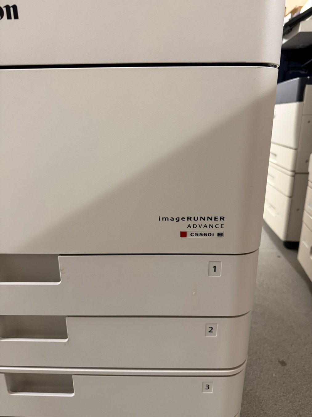Canon Stampanti: Canon imageRUNNER ADVANCE C5560i III A3 Farb-Multidrucker – Usato da Dottikon venduto da refurbished-IT 2