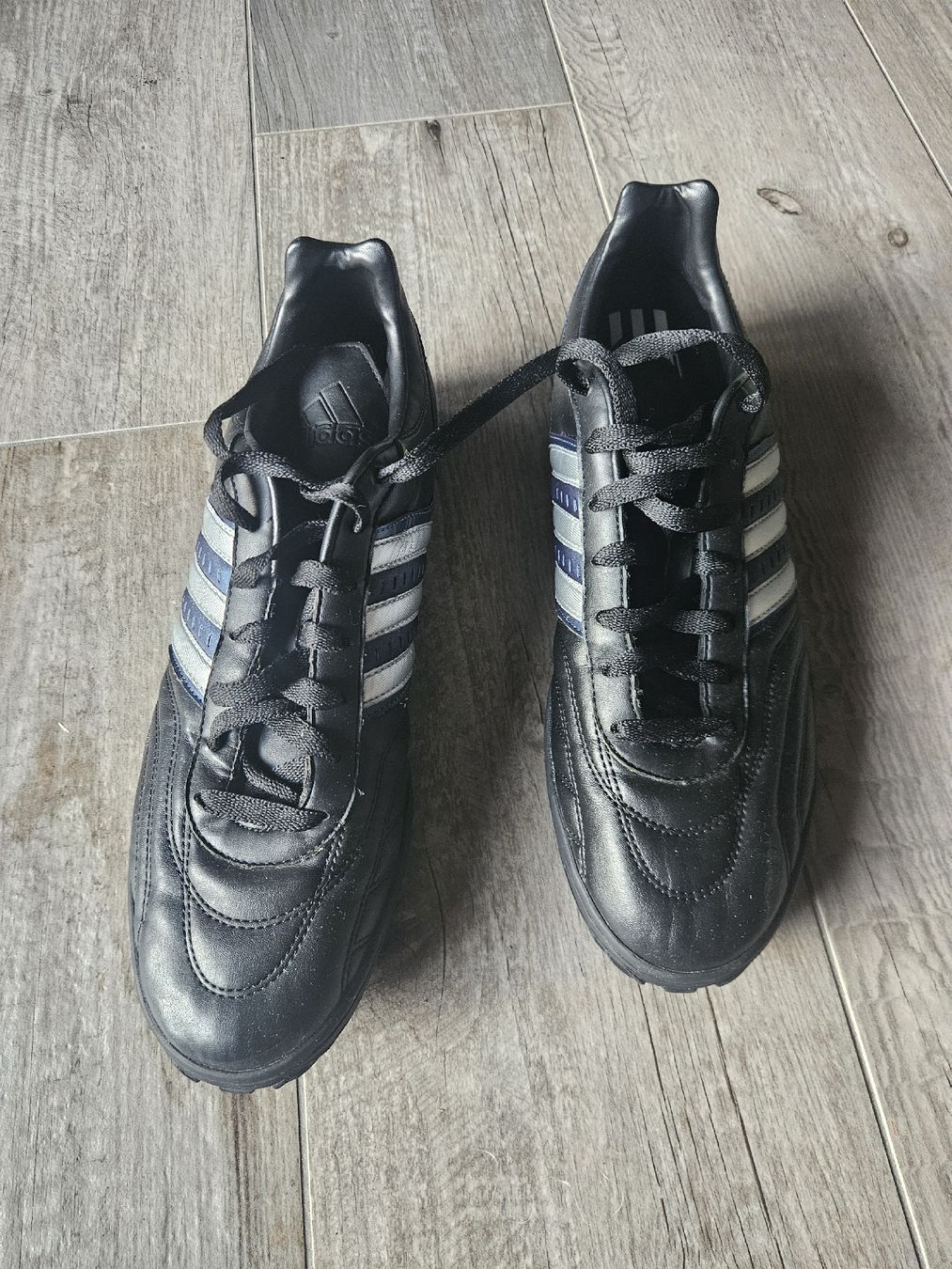 Adidas Scarpe da uomo: Fussballschuhe Gr.46 – Usato da Mühlethurnen venduto da Kurt74