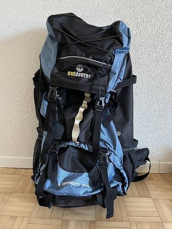 Neuer Trekking- und Reiserucksack 95 Liter