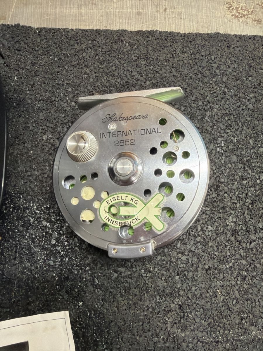 Tamburi & Mulinelli: INTERNATIONAL FLY REEL 2852 – Nuovo (secondo la descrizione) da Nesslau venduto da deo_fqt7 2