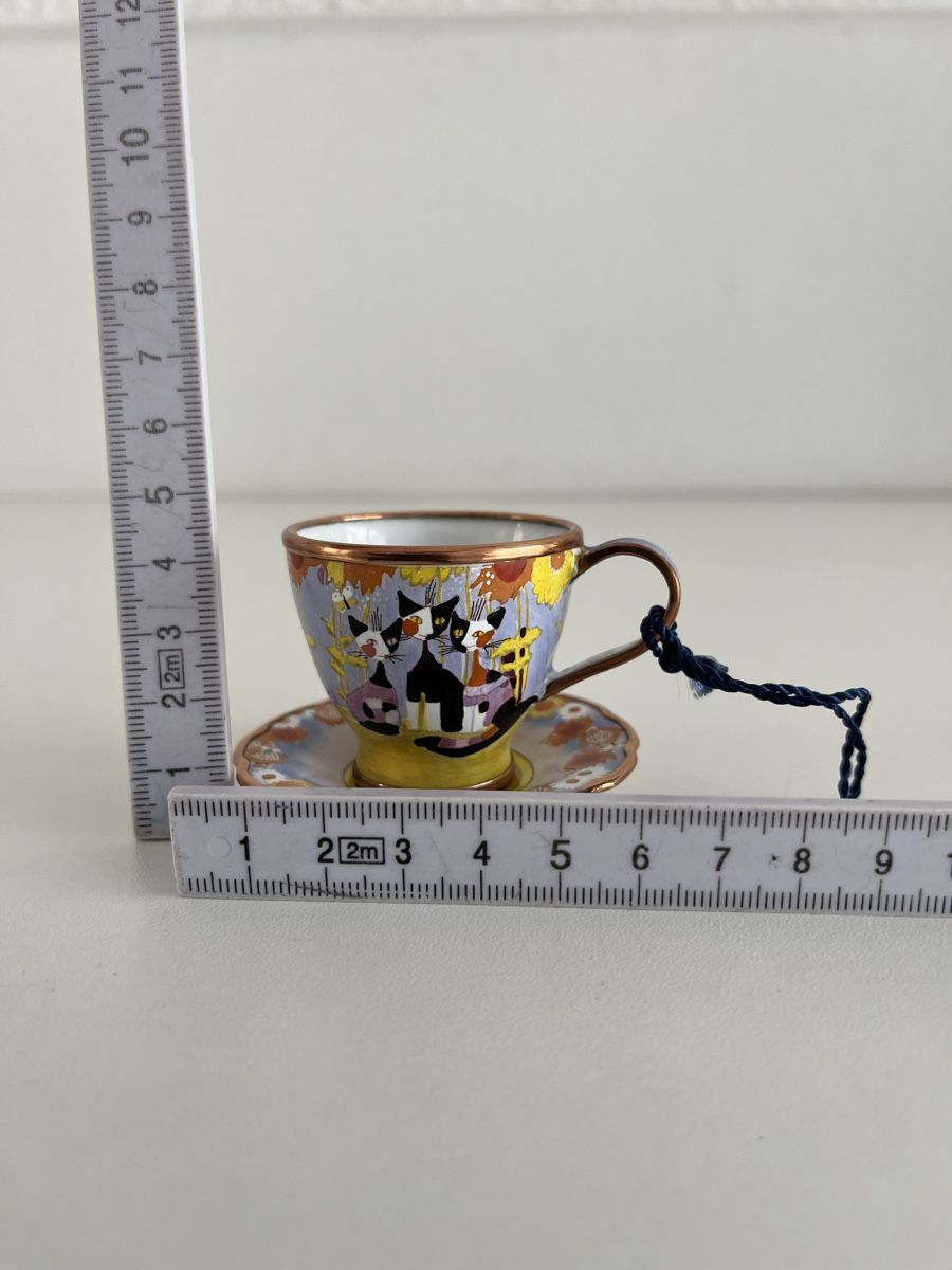 Toutes les décorations: Original Charlotte di Vita Tässchen mit Teller – D'occasion à Wetzikon ZH par seli03 9