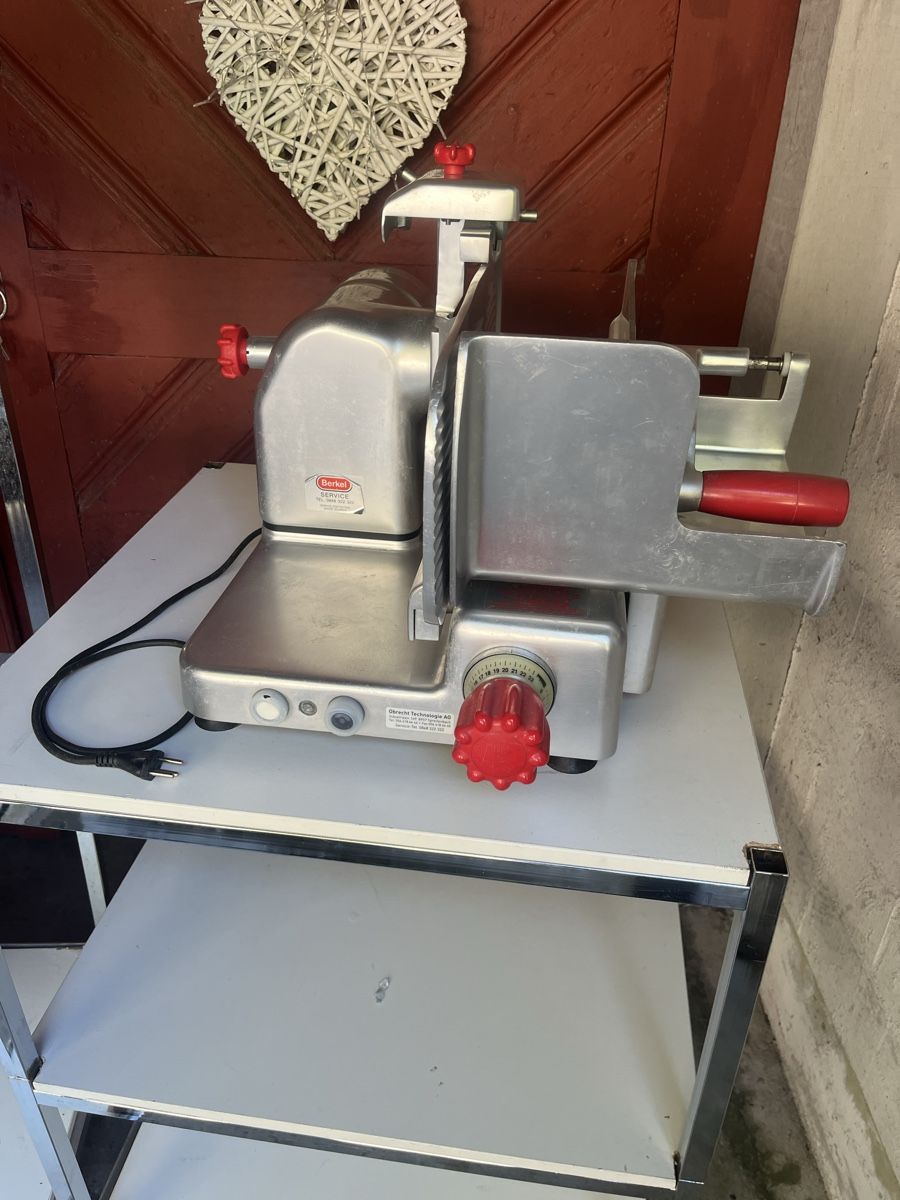 Berkel Elettrodomestici da cucina: Berkel Fleischschneider 250 VK VE  – Usato da Flaach venduto da Auto6011