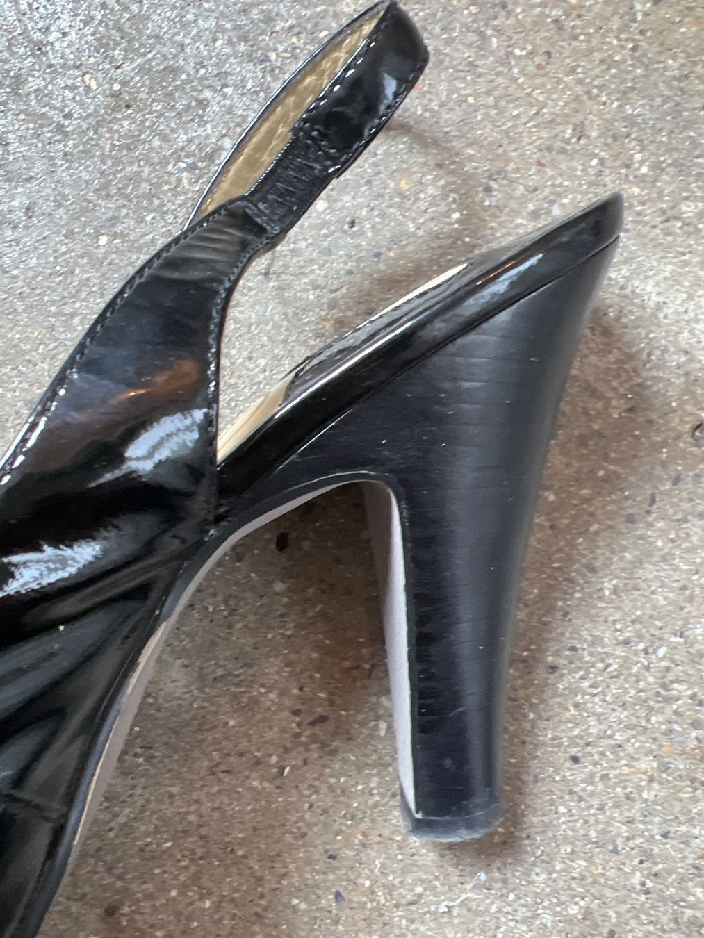 Scarpe da donna: Schuh ASH Leder Peeptoe Sandale Grösse 38 – Usato da Kreuzlingen venduto da Muschel64 4