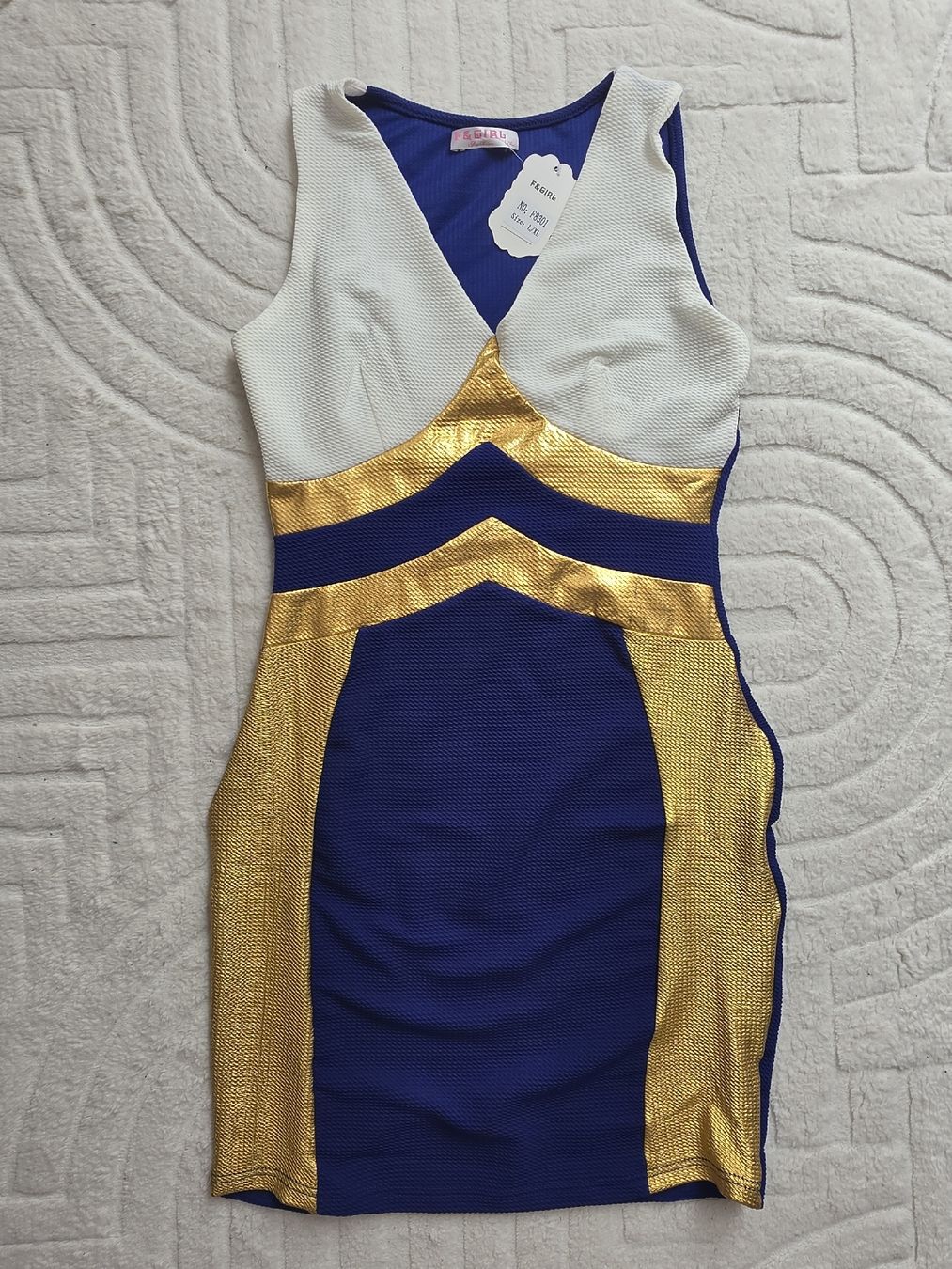 Vestiti: Robe d'été chic bleu et doré, taille S/M, neuve – Nuovo e nell'imballaggio originale da Neuchâtel venduto da mel_6m7r