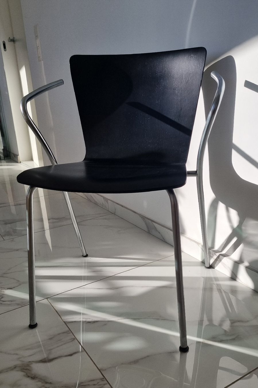 Sedie: Sedia design Vico Magistretti – Usato da Ligornetto venduto da nic_rp2g 1
