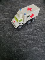 Siku Mercedes Unimog Rettungswagen