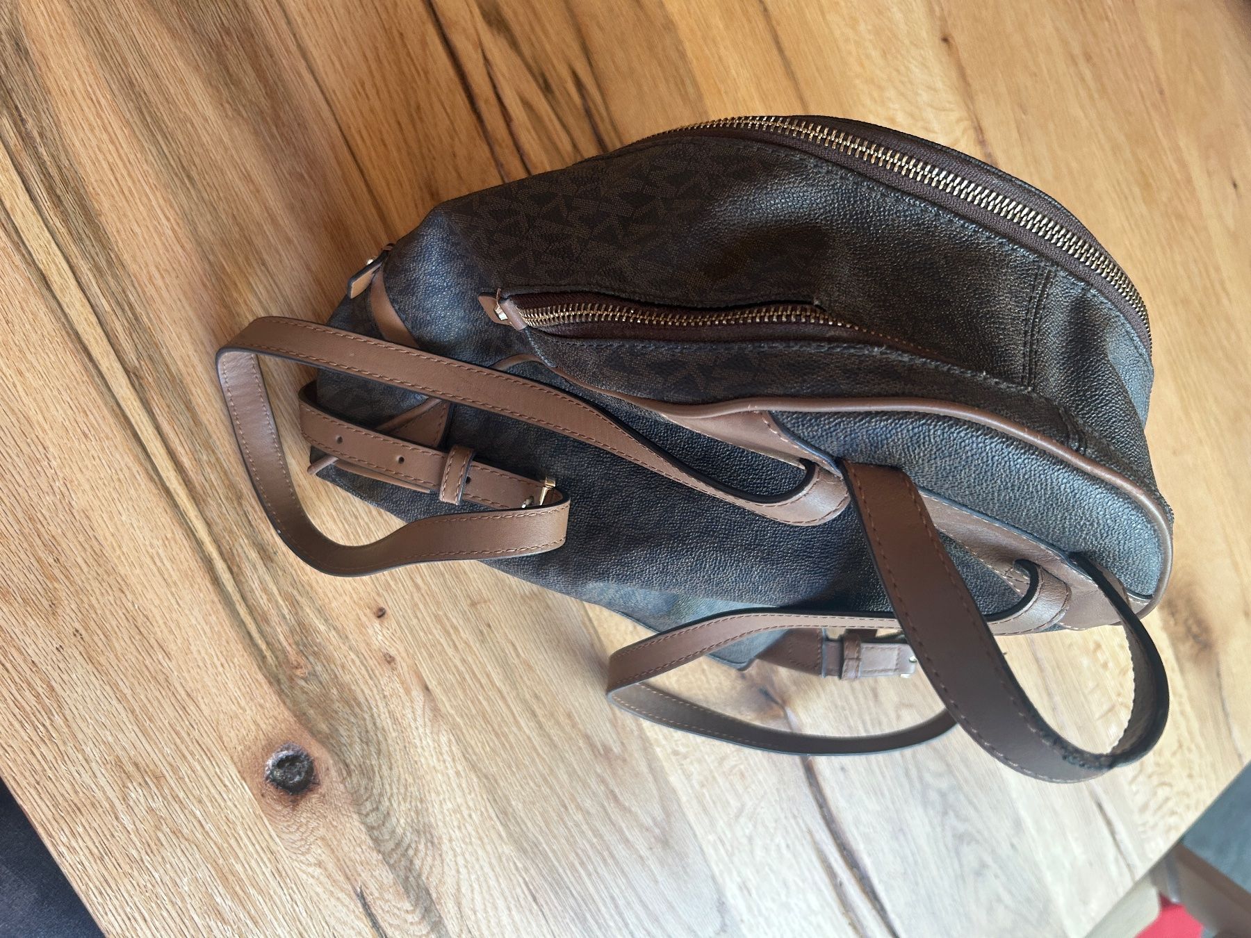 Michael Kors Zaini: Michael Kors Rucksack – Usato da Berneck venduto da sem_5d82 2