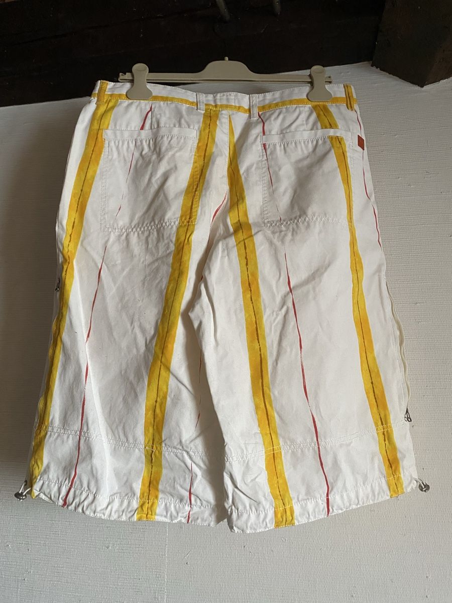 Hugo Boss Pantaloni: Bermuda coton rayés Hugo Boss 52 – Usato da Geneve venduto da Monthoux13 1