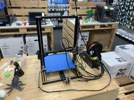 Creality CR-10 3D-Drucker gebraucht voll funktionsfähig