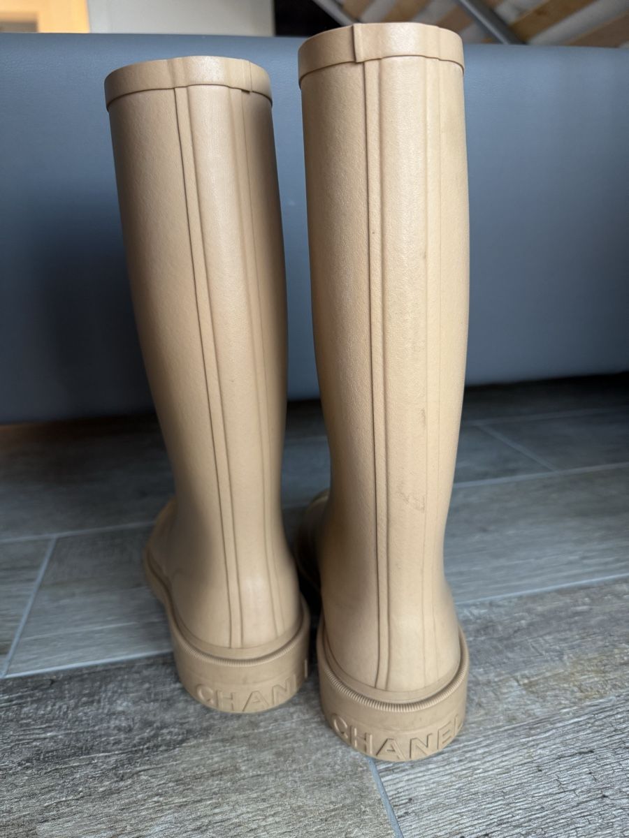 Chanel Damenschuhe: Chanel Rain Boots – Gebraucht aus Massagno von cat_7czq 3