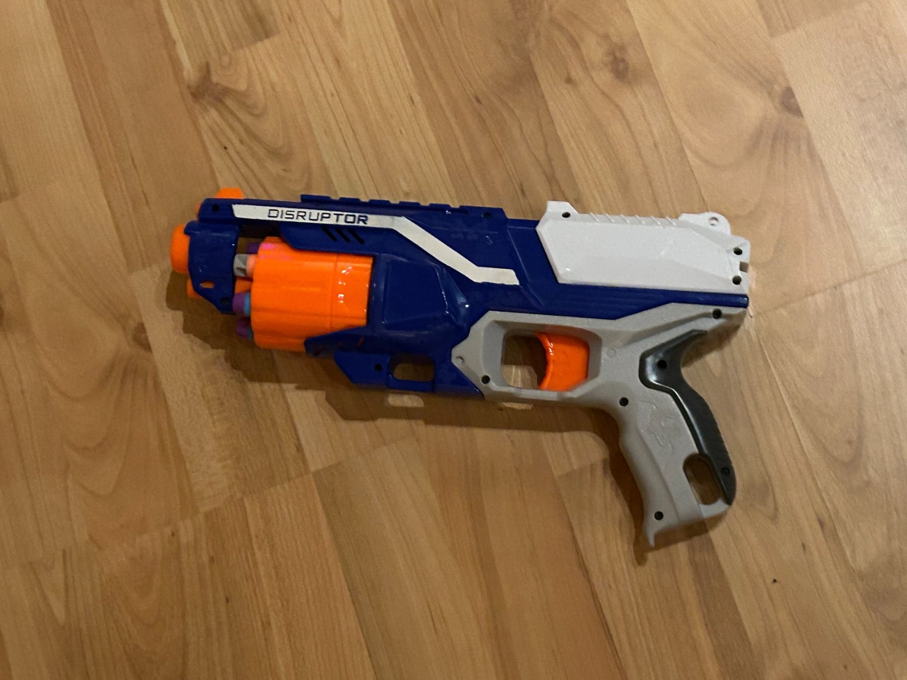 Nerf Giocattoli: Nerf Elite Disruptor Blaster - mit Magazin - Gebraucht – Usato da Neuhaus SG venduto da raschles 1