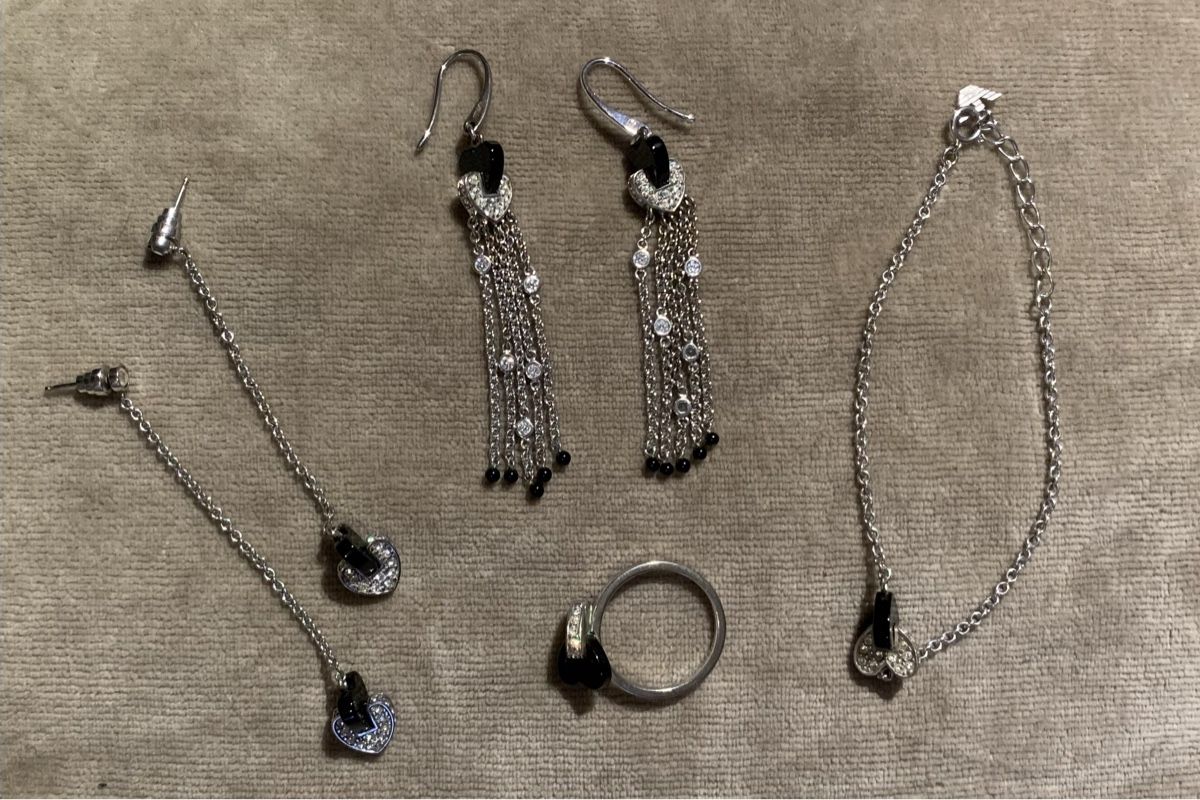 Armani Orecchini pendenti & Orecchini a lobo: Armani Schmuck Set – Nuovo (secondo la descrizione) da Lyss venduto da Sarah0116 8