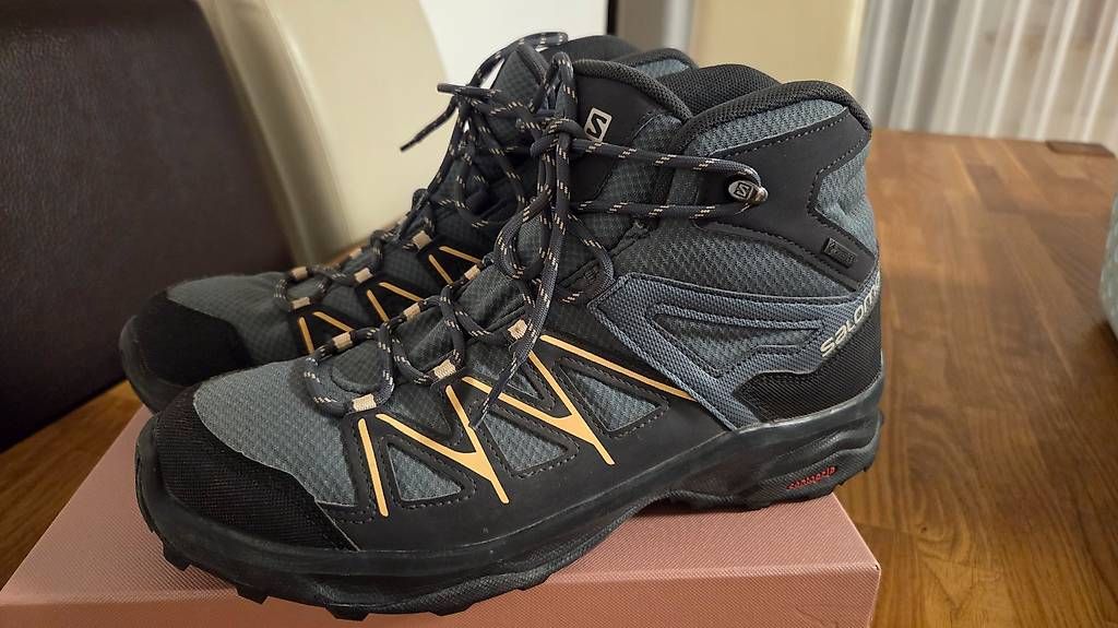 Herrenschuhe: Salomon Gr. 41 1/3 E MID GTX Wanderschuhe – Gebraucht aus Liestal von kwonn
