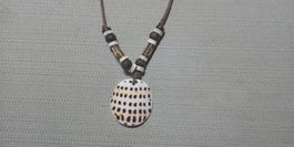 Collier avec coquillage et bois fait main boho Hippie
