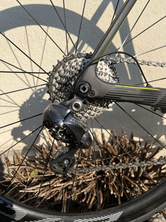 Vélos: BH Ultralight EVO Disc Roadbike Carbon Ultegra Di2 – D'occasion à Aarau par Fabian.St 4
