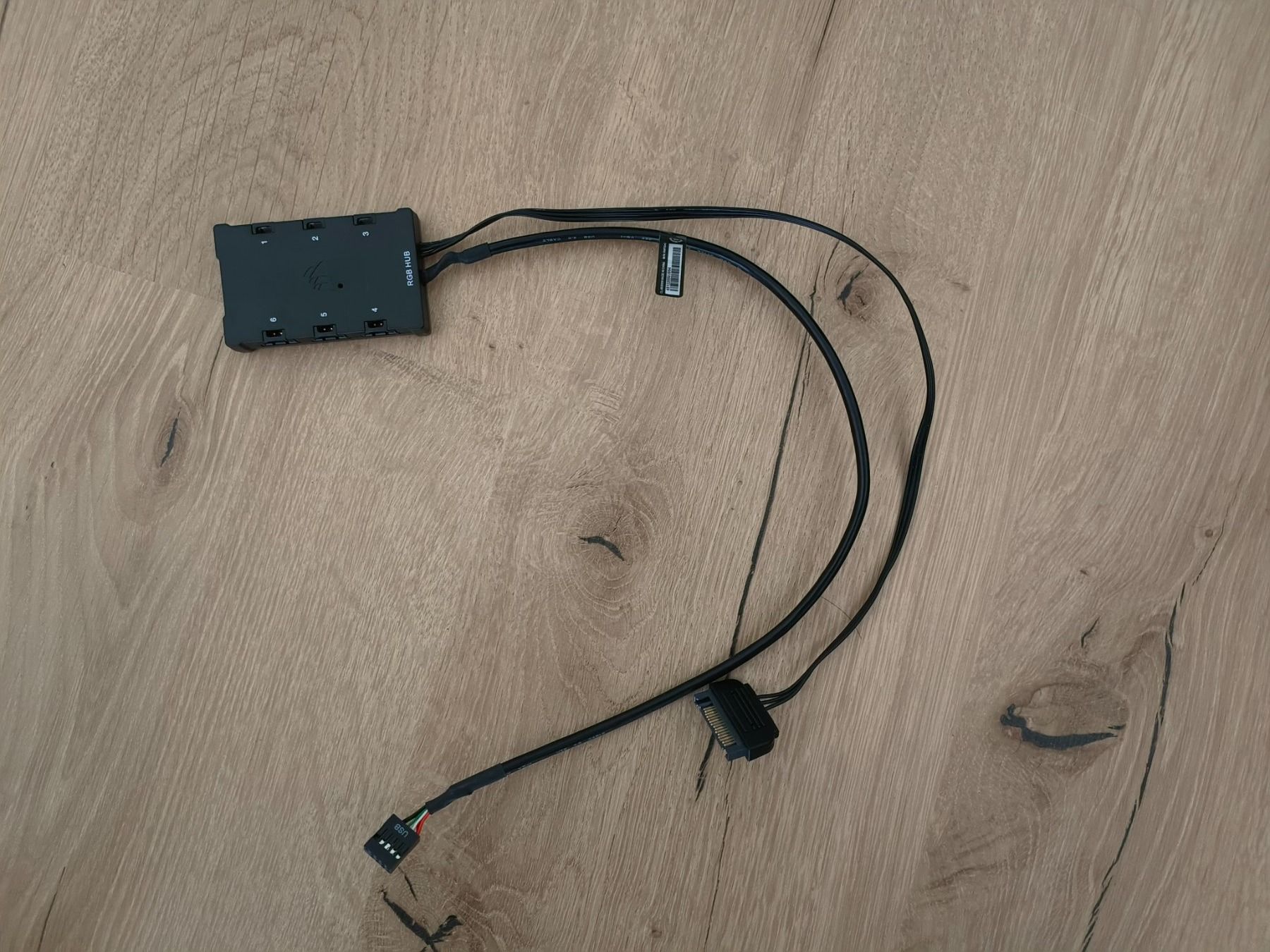 Corsair PCs: NEU:Corsair iCUE Lighting Node CORE RGB Fan Controller ab1.- – Neu (gemäss Beschreibung) aus Lotzwil von