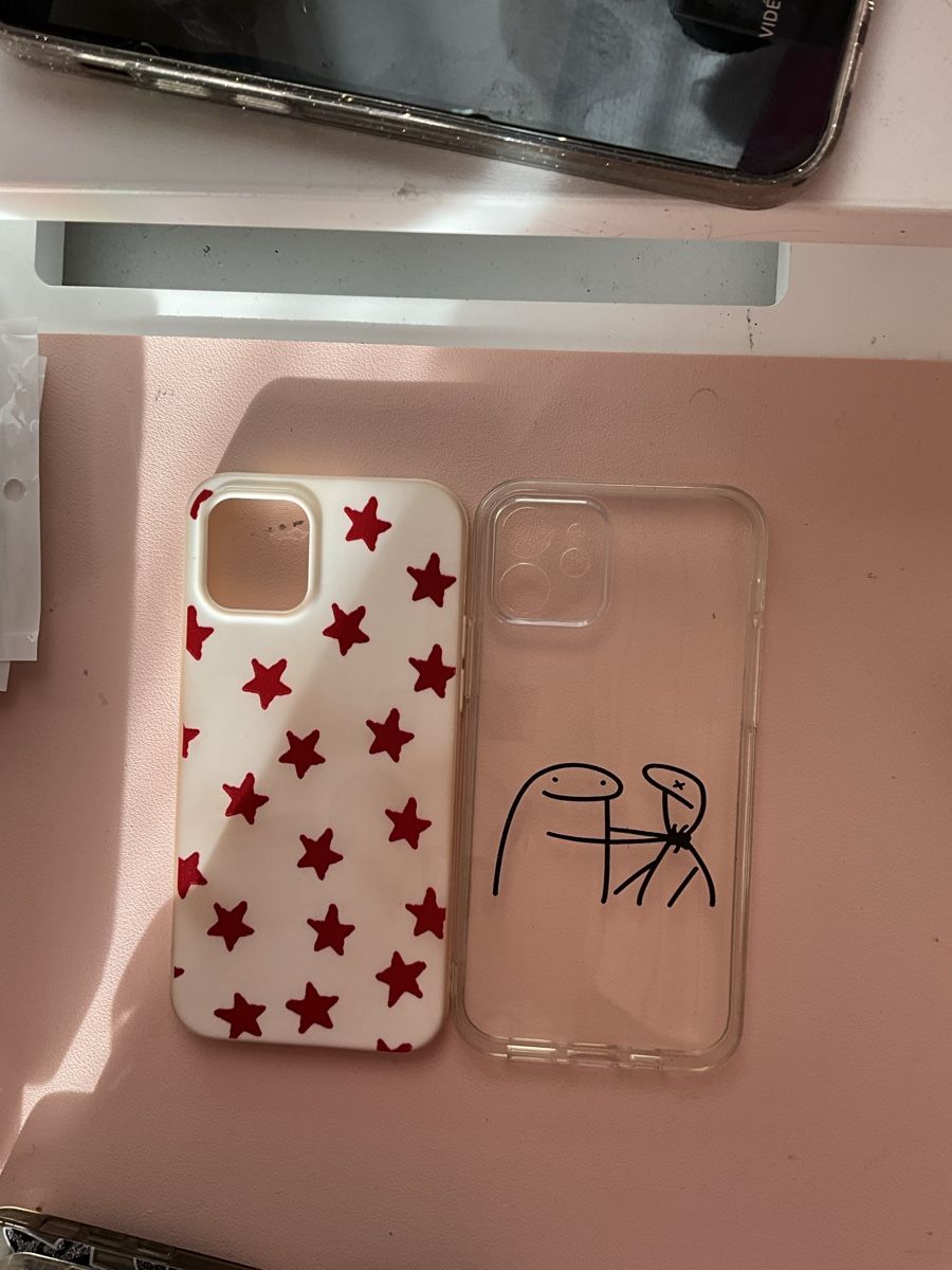 Apple Cover & Protezioni schermo: Lot de coques et verres de protection IPhone 12 – Usato da Lavigny venduto da Lea_9rxv 1