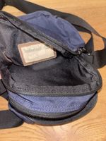 Umhängetasche Timberland dunkelblau mit Logo guter Zustand