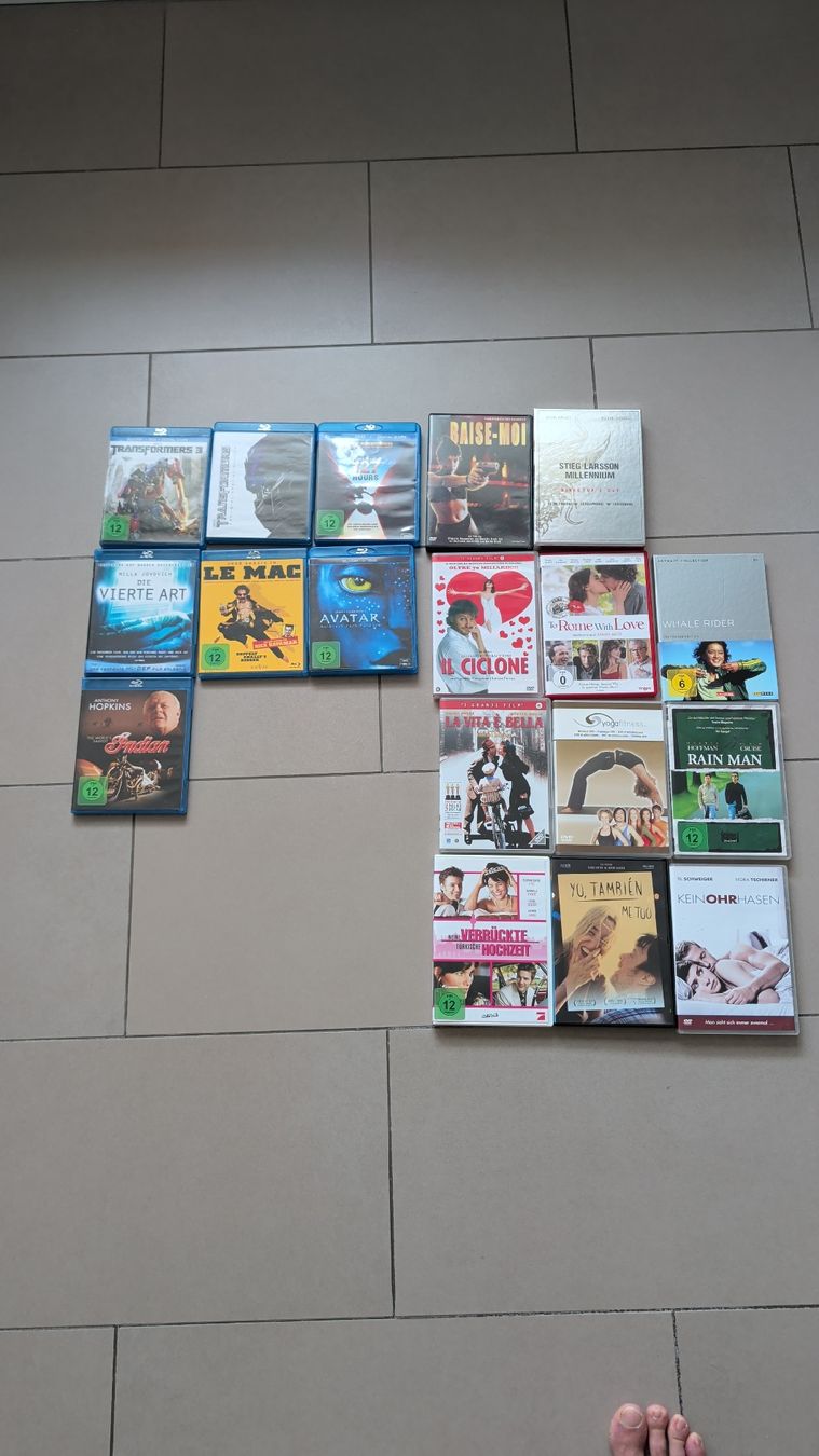 Tutti i DVDs: BlueRay &DVDs – Usato da Zürich venduto da Evil80