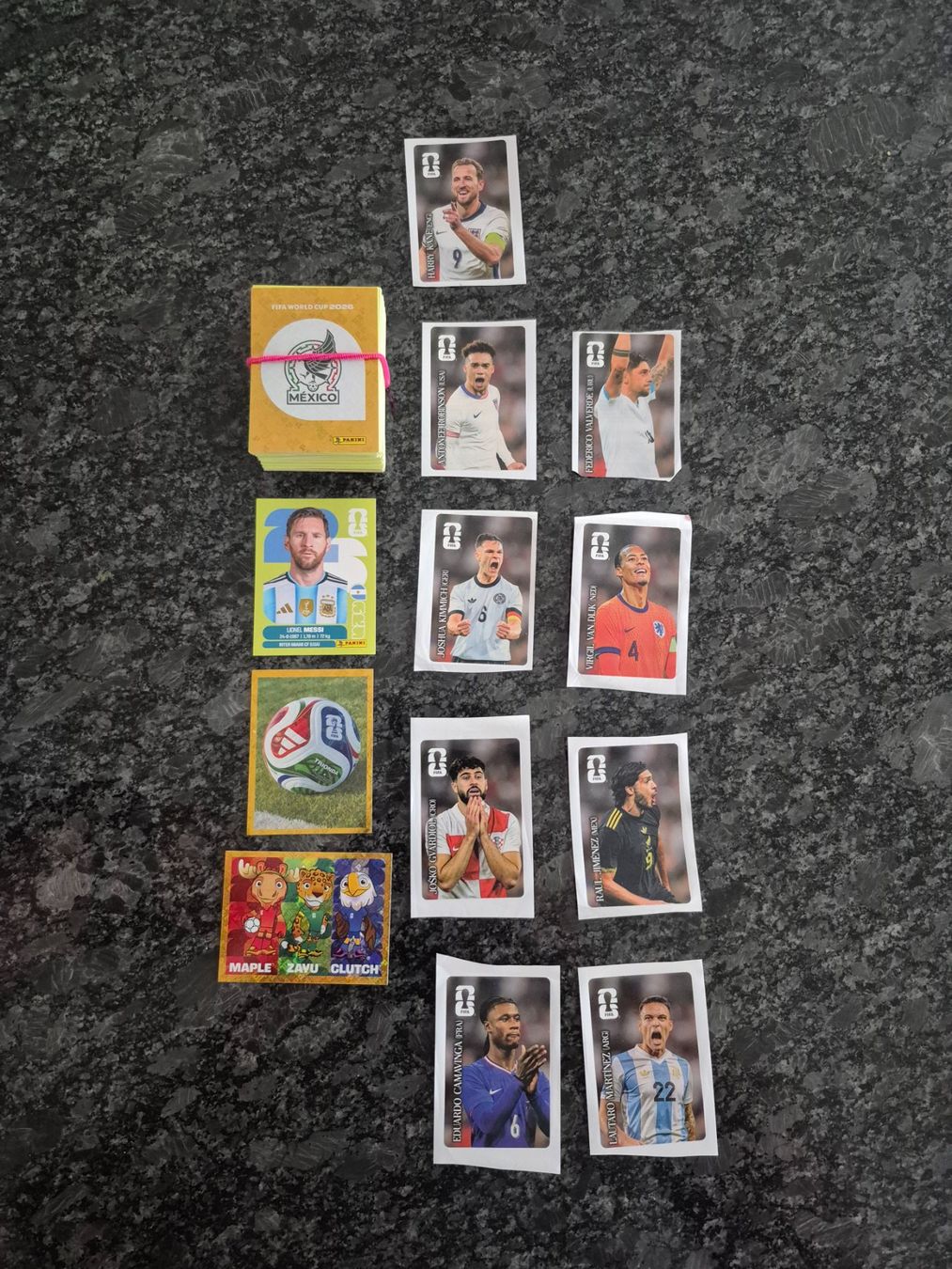 Panini Cartes à collectionner: 135 Panini-Kleber + 9 CocoCola – D'occasion à Ettiswil par Fatosioo