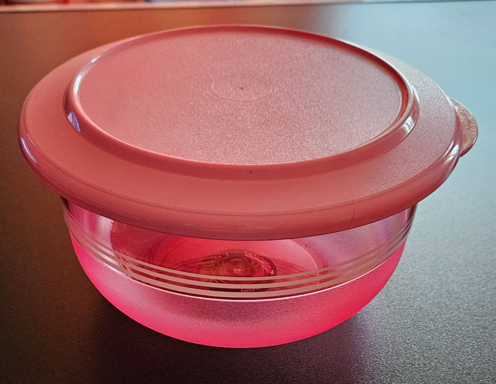 Tupperware Behälter & Ähnliches: Tischserie Schüssel 1.1l – Neu und originalverpackt aus Hasle b. Burgdorf von buddle32 1