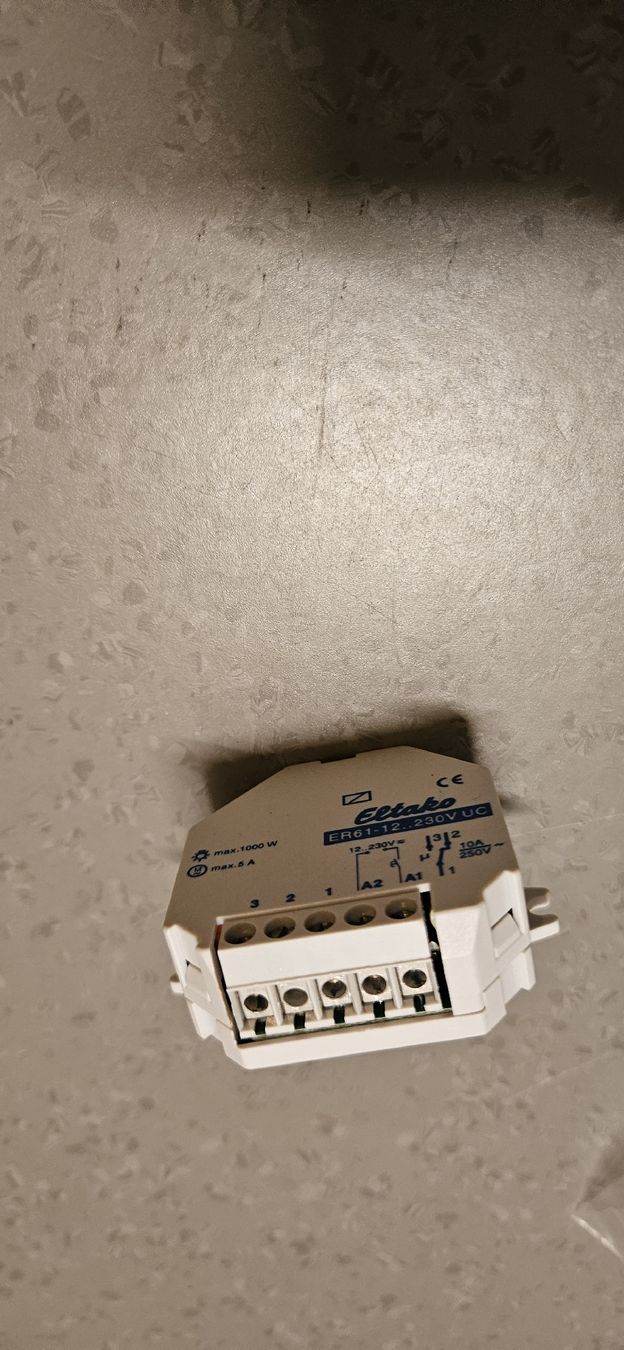 Eltako Elektronikbauteile: Eltako ER61-12..230V UC Schaltrelais - Modul – Neu (gemäss Beschreibung) aus Baar von Vel...Baar45 2