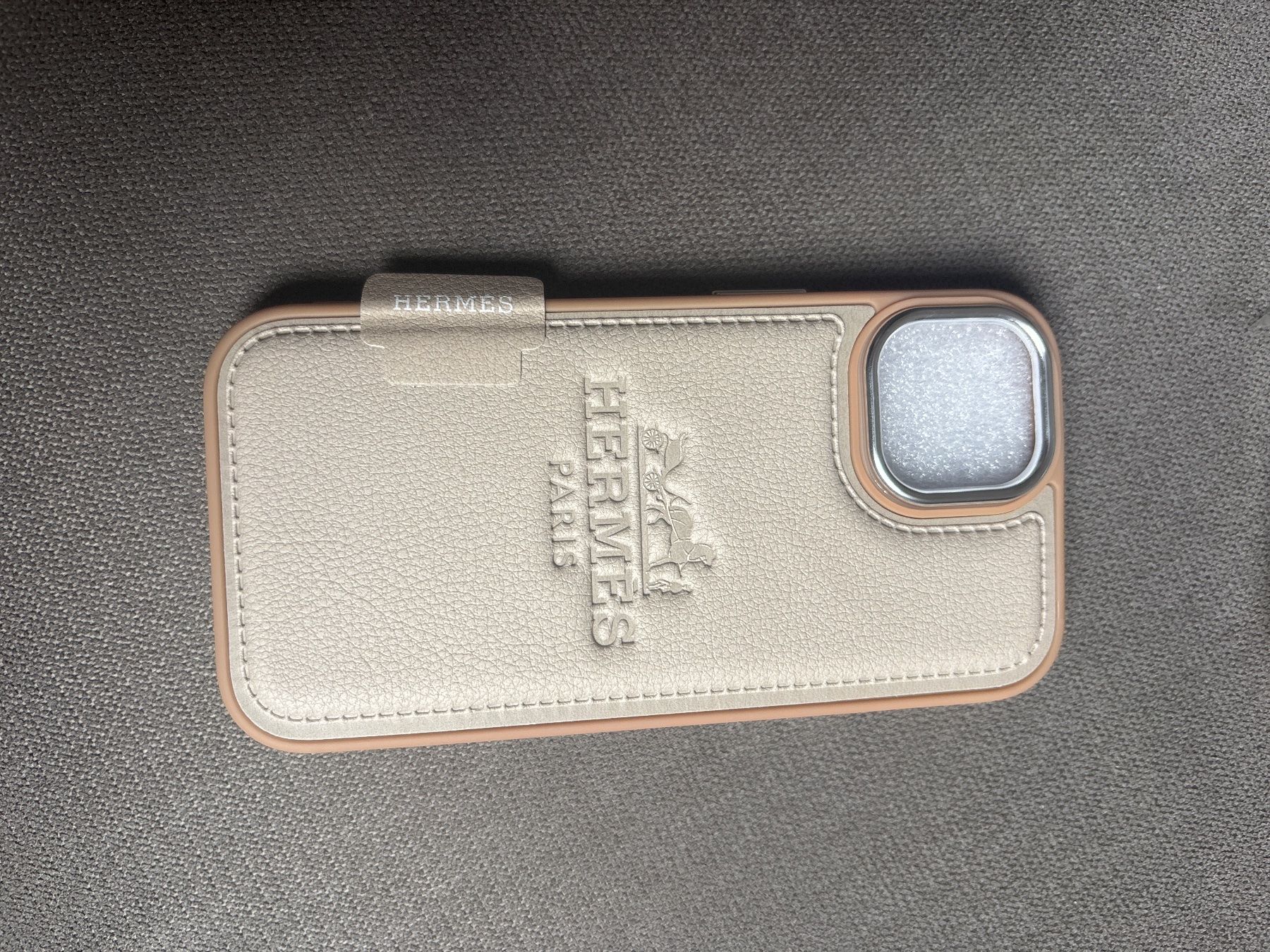 Apple Coques & Protection écran: Hermes Handyhülle – Neuf avec emballage d'origine à Aesch BL par cal_7872