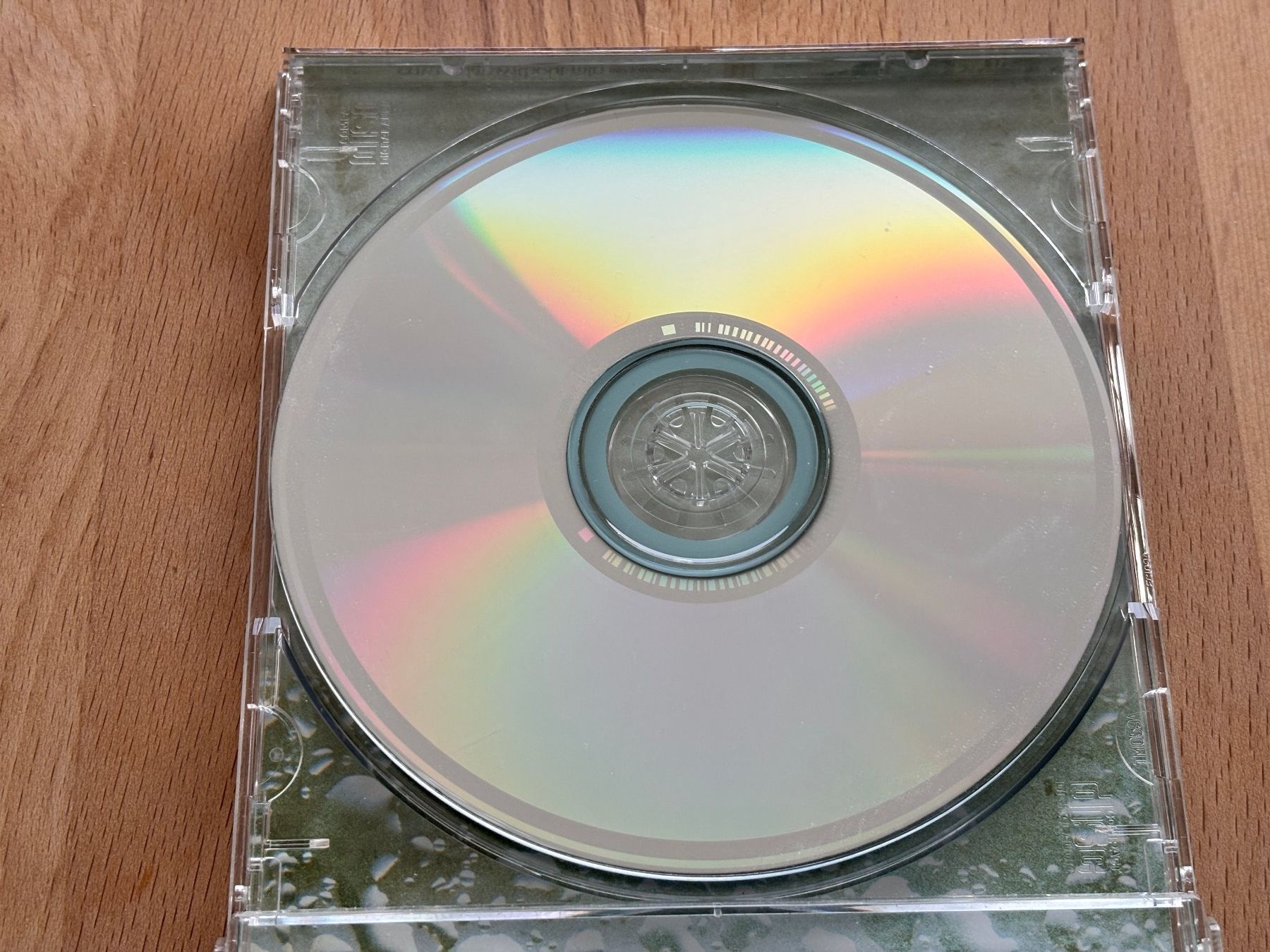 CDs: ENYA - A Day Without Rain original CD – Gebraucht aus Zuzwil SG von Gasstation 2