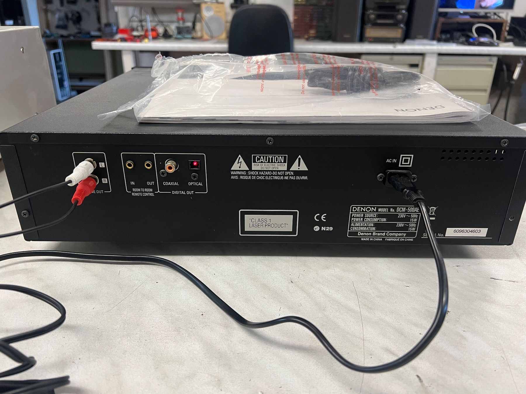 Denon Multimediaplayer & Streamer: Changeur CD Denon DCM-500AE en bon état – Gebraucht aus Cossonay-Ville von inf_2fds 2