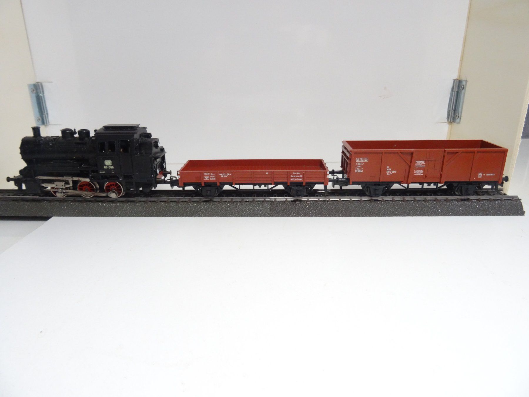 Märklin Modellini di ferrovie: Märklin H0 BR89 006-AR Dampfzug analog – Usato da Hochdorf venduto da Teger02 1