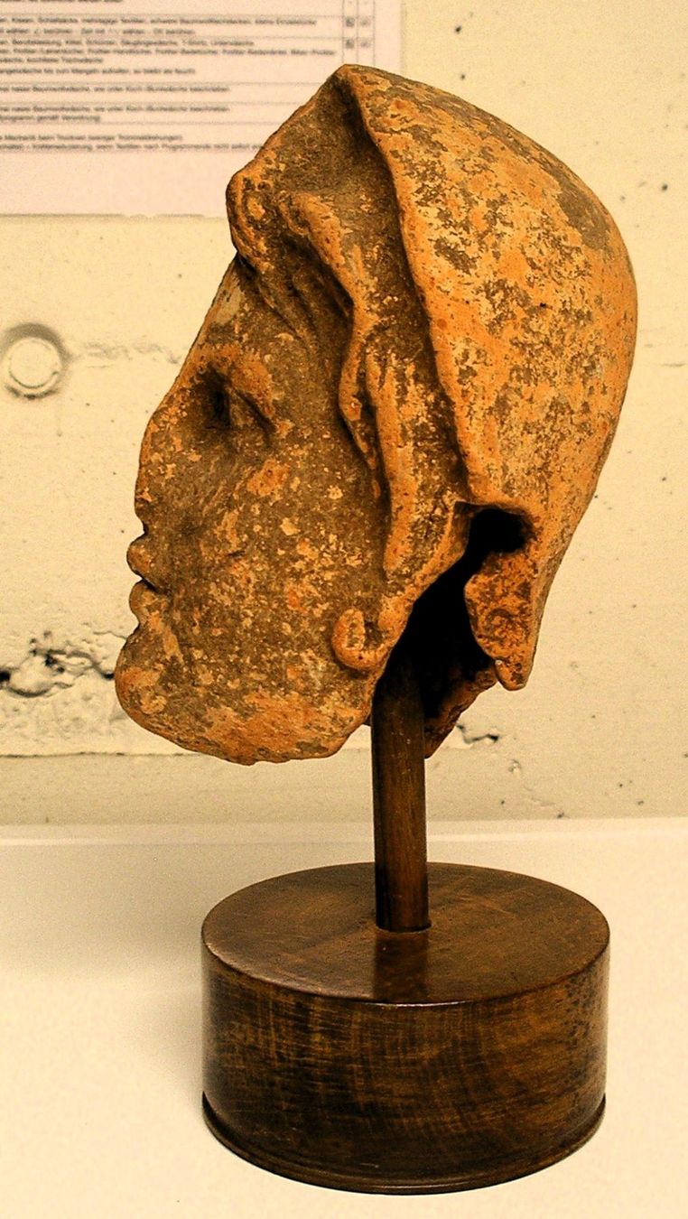 Sculture & Statue: antiker MännerKopf aus Terracotta – Usato da Oberhofen am Thunersee venduto da luuping99 4