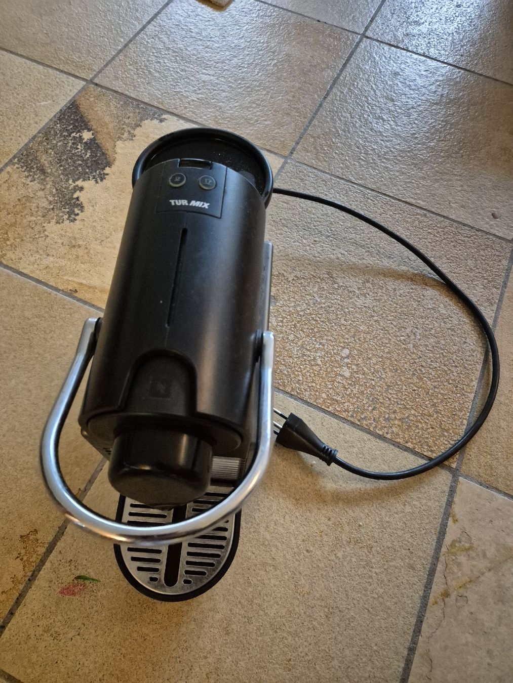 Turmix Kaffeemaschinen & Espressomaschinen: Turmix Capsule Coffee Machine Black Silver Used – Gebraucht aus Bottmingen von West_Ham1982 1