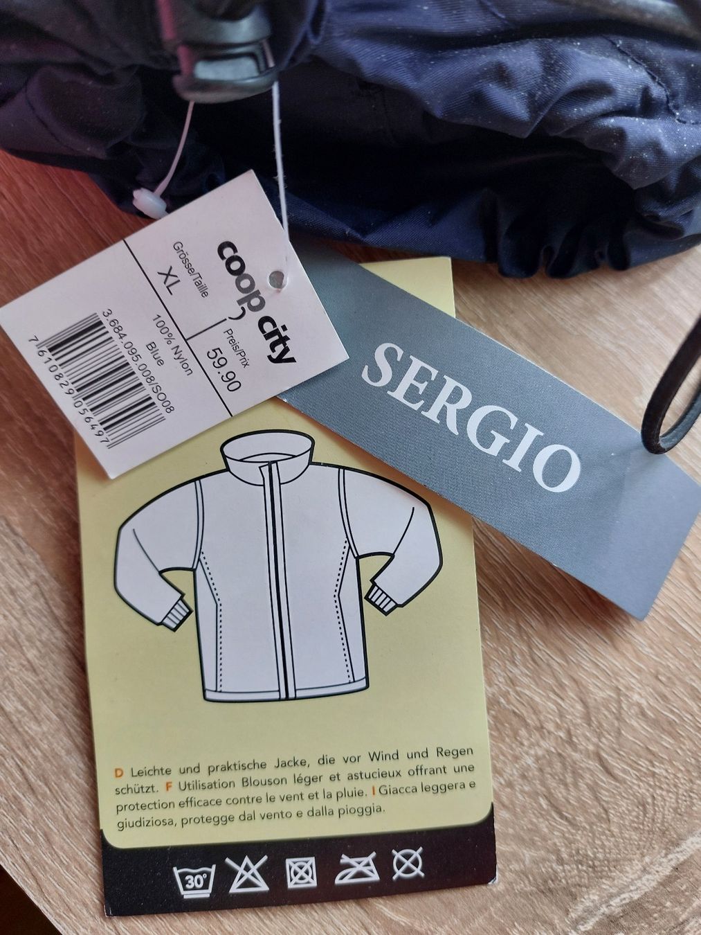 Giacche: Damen Wind und Regenjacke . – Nuovo e nell'imballaggio originale da Kloten venduto da Romy45