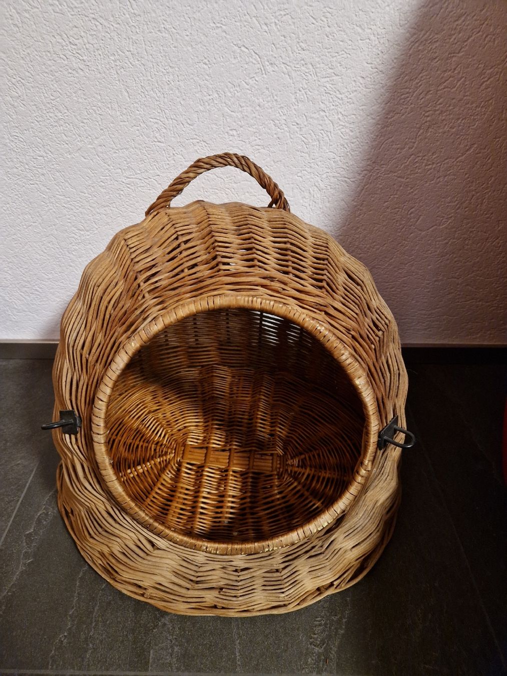 Cucce & Letti: Katzenkorb – Usato da Studen BE venduto da biker78