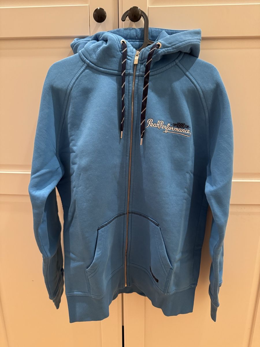 Peak Performance Maglioni & Felpe: Hoody von Peak Performance – Usato da Zofingen venduto da Steffinha01