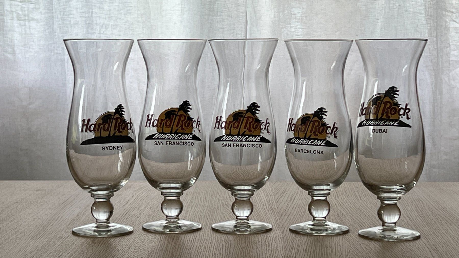 Hard Rock Cafe Bicchieri: HARD ROCK Cocktailgläser – Usato da Davos Platz venduto da mmaicki