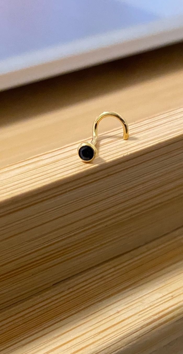 Gioielli per piercing: Gold Nasenstecker Piercing Stecker Nasenpiercing  18 K – Usato da Dottikon venduto da 6571 3
