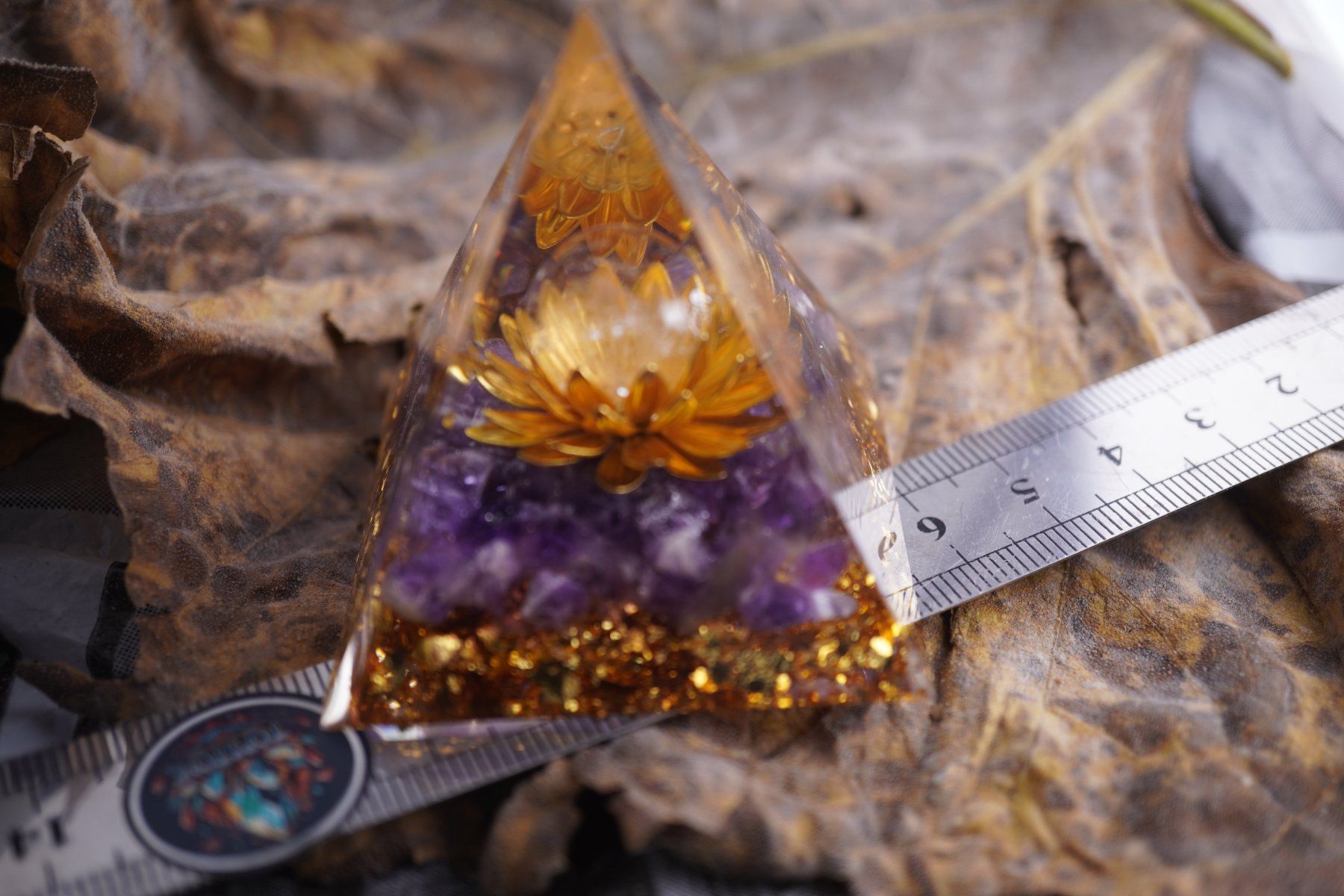 Minerali & Pietre curative: Orgonit Pyramide Amethyst   Räumung    (1) – Nuovo e nell'imballaggio originale da Eschenbach SG venduto da topstone 2