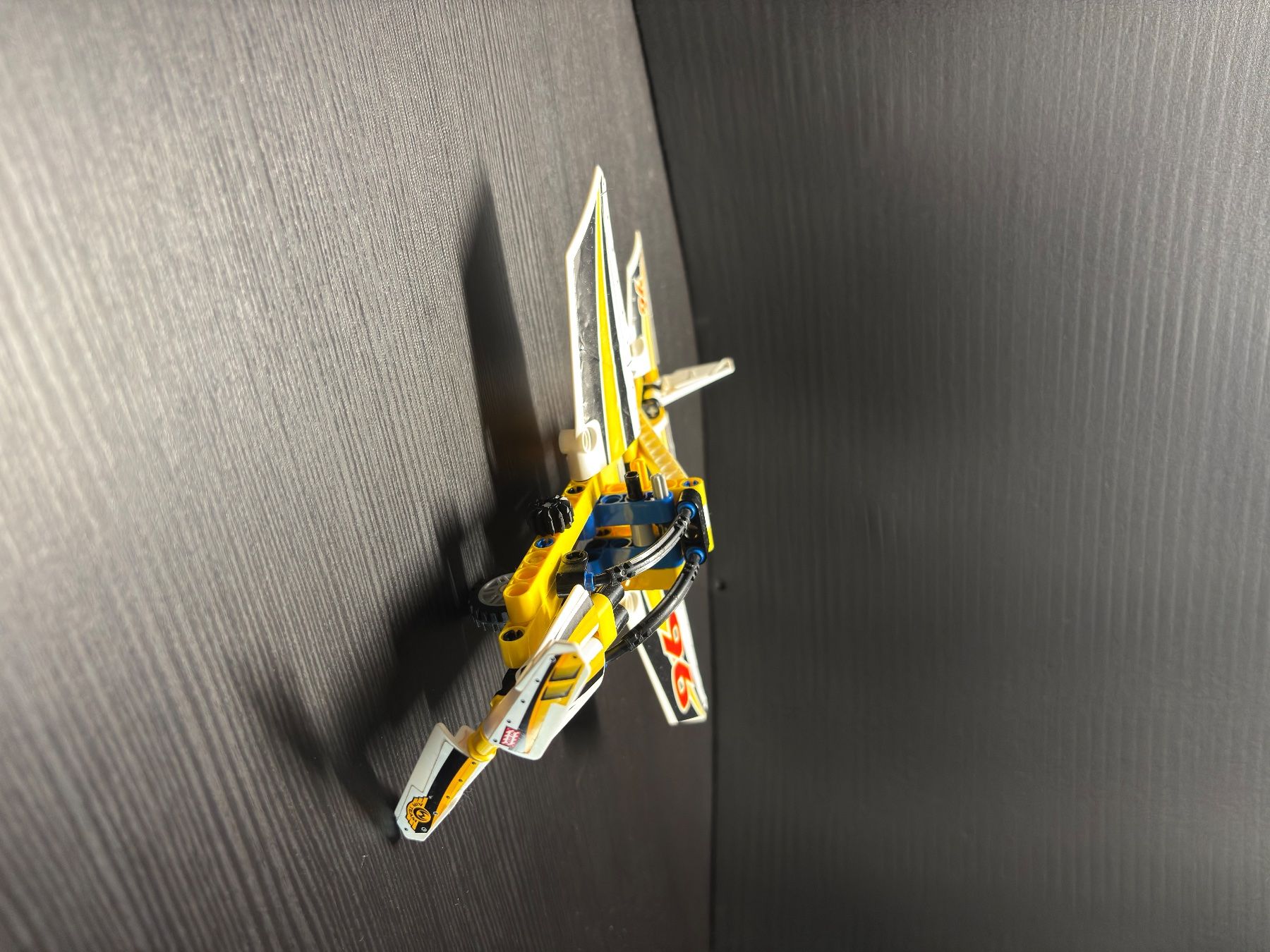 Lego Jouets: LEGO TECHNIK Flugzeug gelb mit Aufklebern Renndesign – D'occasion à Heitenried par Zip111 2