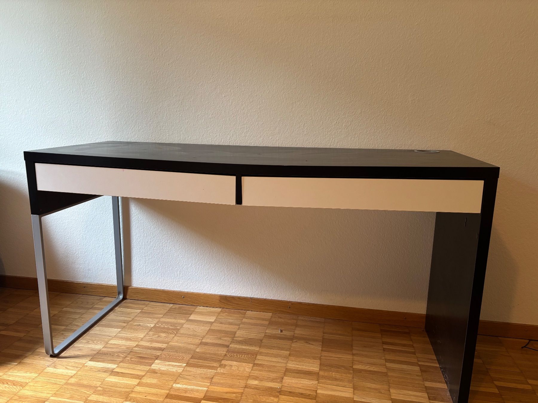 Bureaux: Schreibtisch – D'occasion à Männedorf par sel_bbn8 1